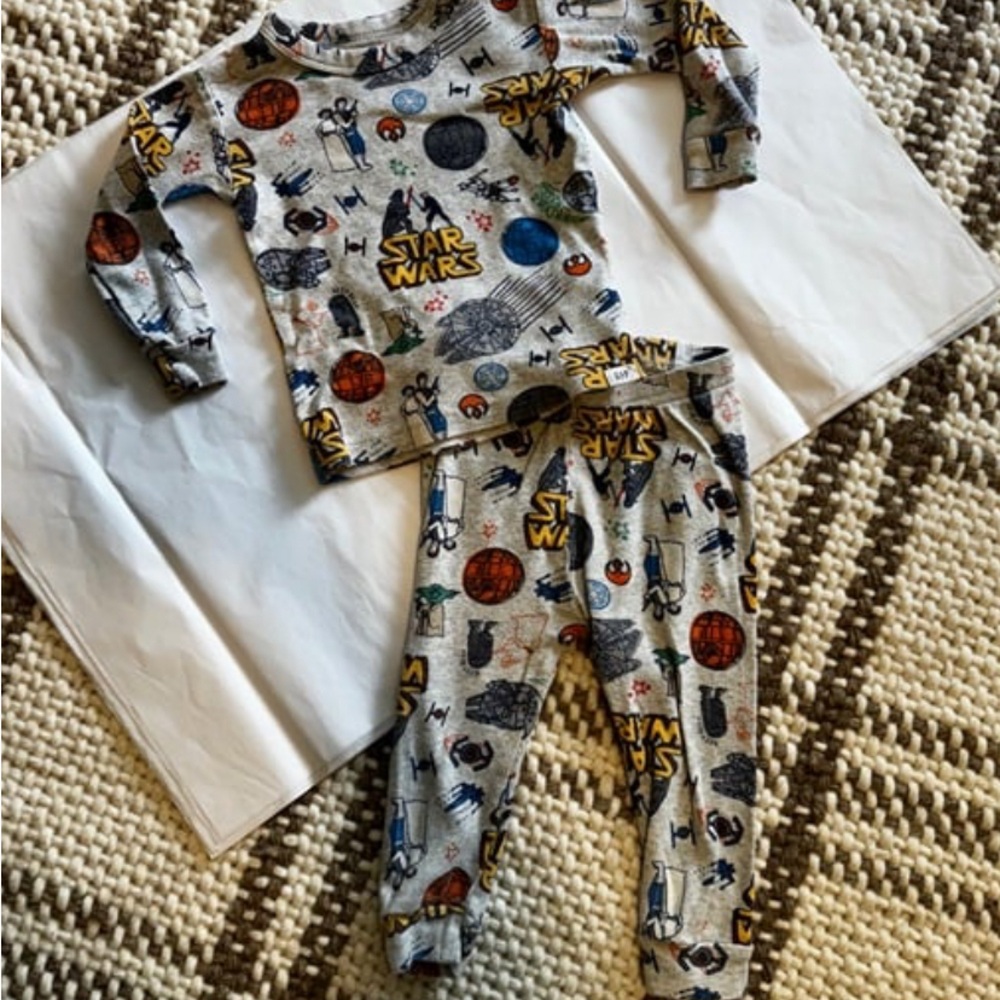 Baby GAP Star Wars 2-piece pajama set